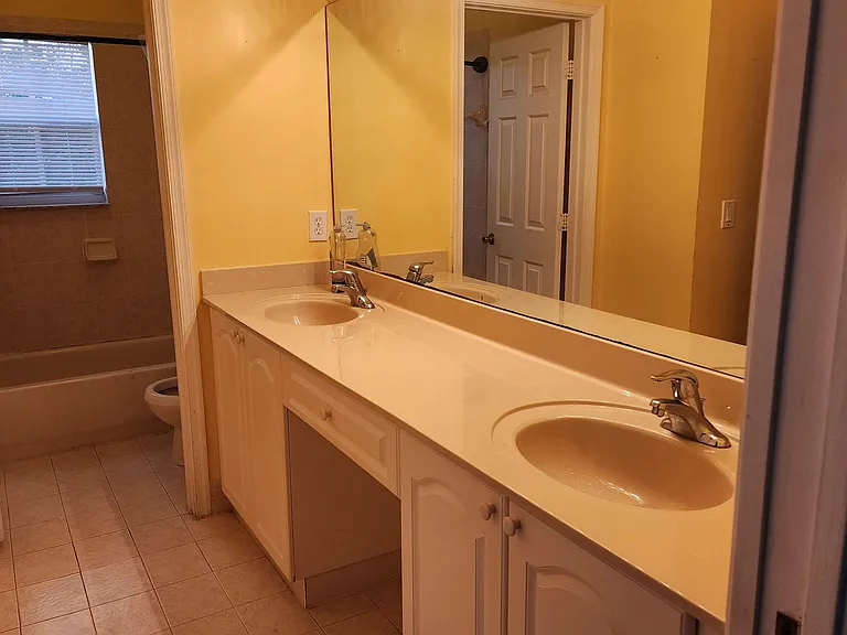 10530 Galleria St — Photo 10