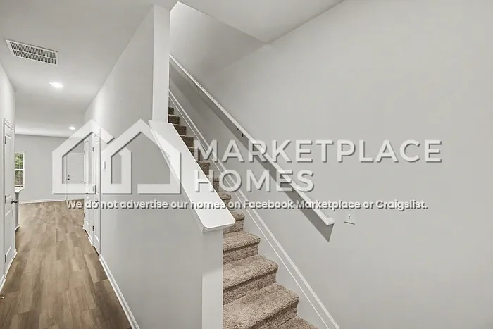 280 Oakwood Dr — Photo 3