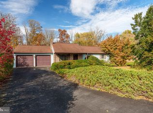 313 Farm Del Cir, Lititz, PA 17543