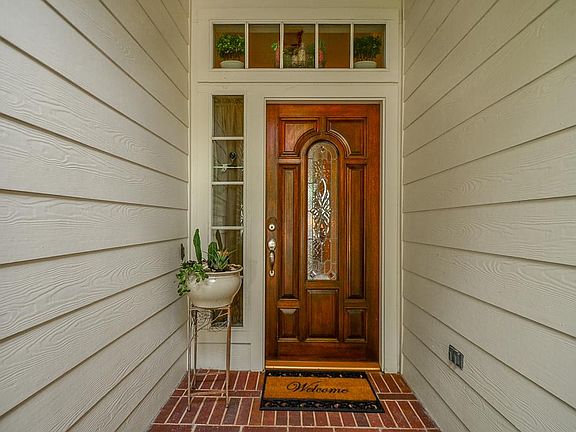 4th image of 2214 Lashley Ct