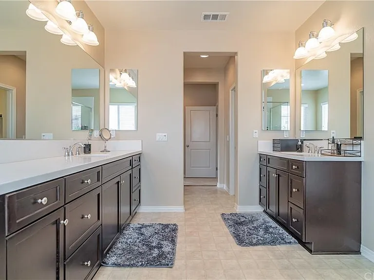 32561 Cherokee Rose St — Photo 16