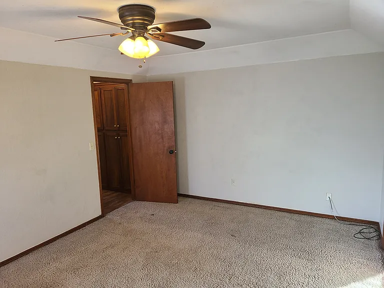2821 Pheasant Run — Photo 8
