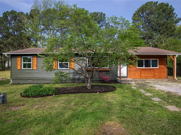 220 Stapleton Dr, Prairie Grove, AR 72753