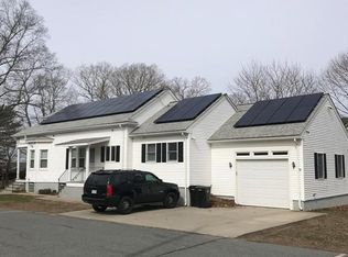 602 Slocum Rd, Dartmouth, MA 02747