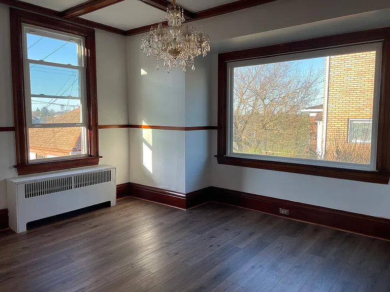 1216 Oakmont St — Photo 3