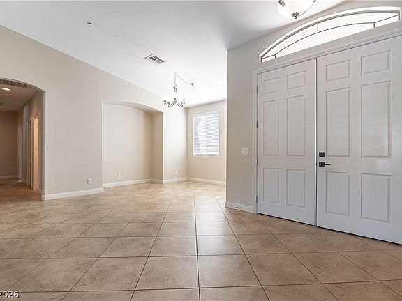 5th image of 164 Glenbrook Estates Dr