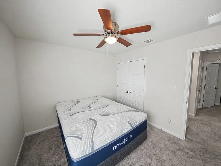 3037 Beringer Blvd — Photo 43