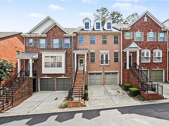 2nd image of 2669 Derby Walk NE