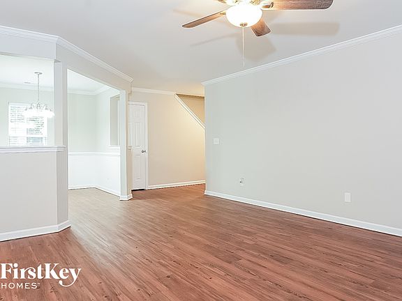 4th image of 111 Norwood Ct