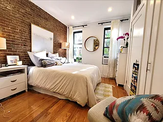 Rented by Living New York