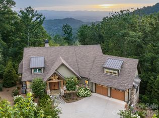 57 Villa Nova Dr, Asheville, NC 28804