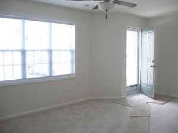 3rd image of 3800 N8 E Vancroft Cir