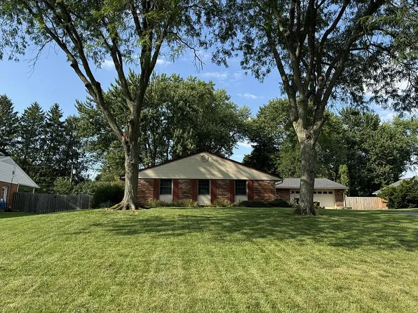 613 Hyde Park Dr, Dayton, OH 45429