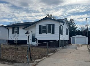 1107 Avenue O, Carter Lake, IA 51510