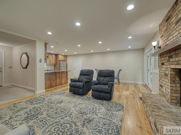 5th image of 1229 Wicklow Ct