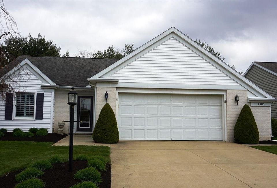 1st image of 4405 Woodridge Dr