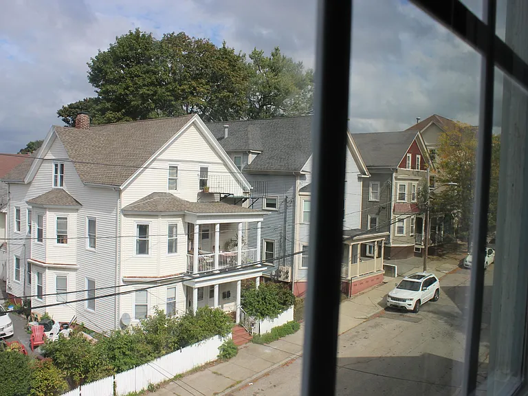 127 Abbott St #3 — Photo 21