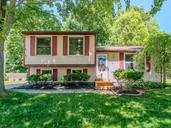 615 Trailwood Dr, Painesville, OH 44077