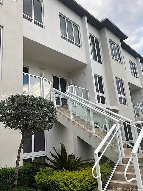 1st image of 10255 NW 63rd Ter APT 206