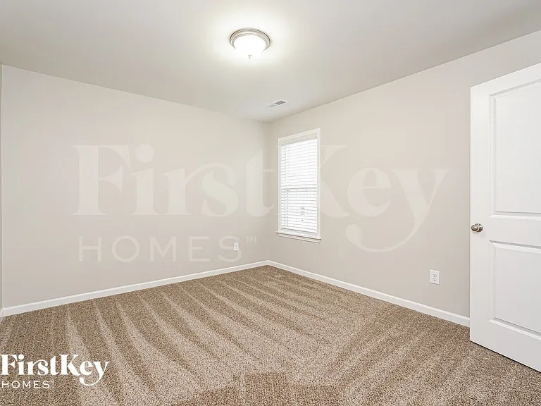 817 Sagemount St — Photo 14
