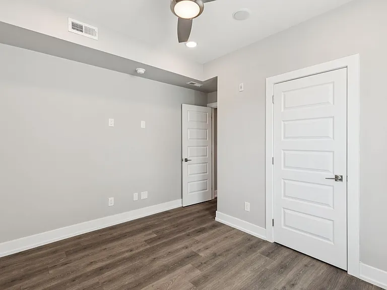2531 N Front St #2 — Photo 22