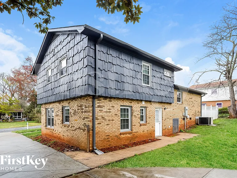 1128 Rocky Ridge Dr — Photo 14