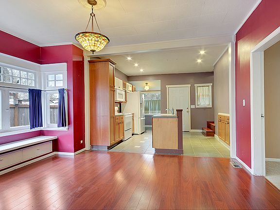 5th image of 8914 Dolly Madison St SW