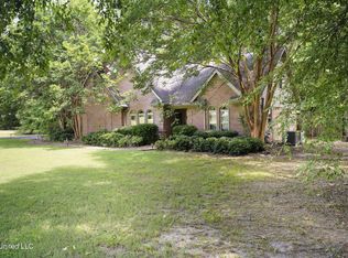6760 Autumn Oaks Dr, Olive Branch, MS 38654