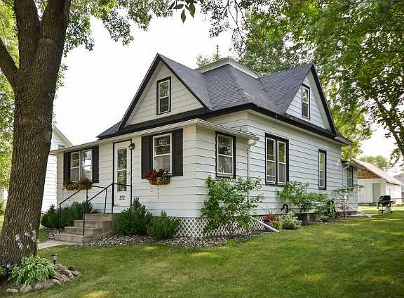 New Roof 2010! New A/C! Hi Eff Furnace!