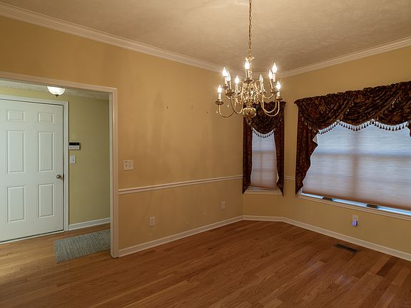 4th image of 2529 Keegan Dr