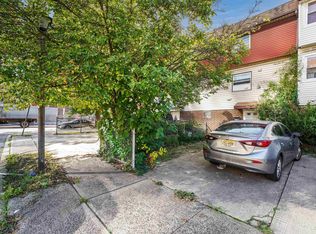 3 Laurel Ct, Jersey City, NJ 07302