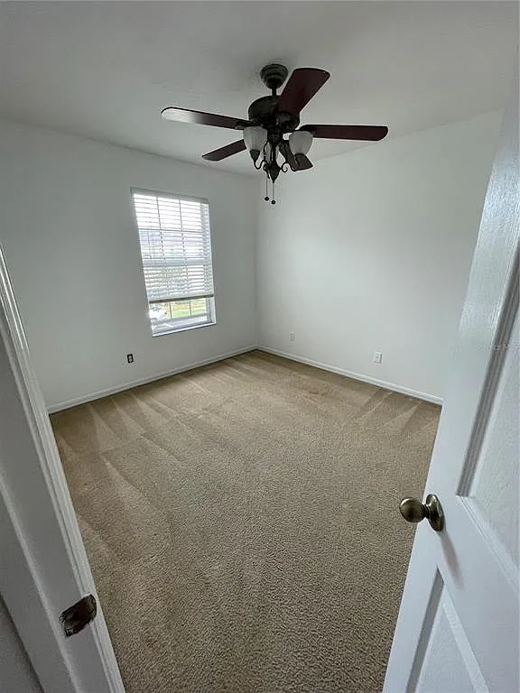 3 bed, 2.5 bath, 1495 sqft, $1,950 — Photo 3