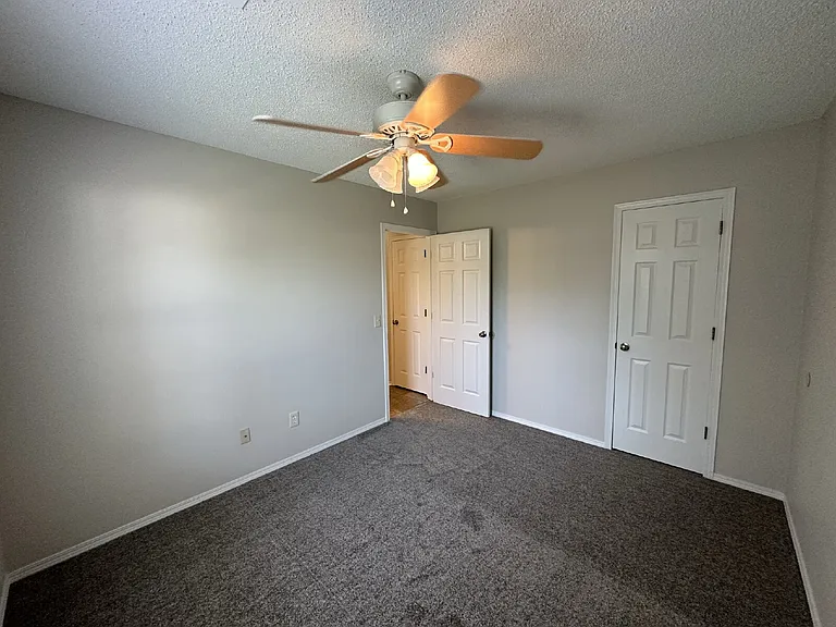 1306 Crescent St — Photo 19