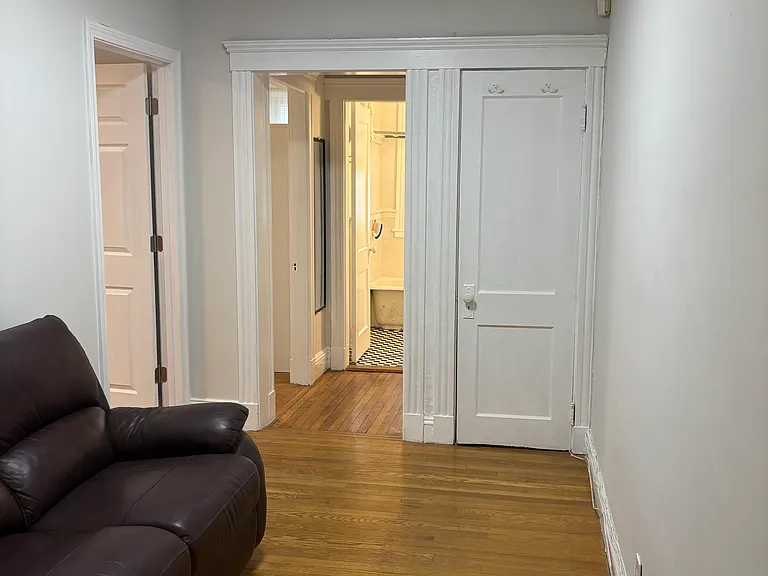 28 Quint Ave #19A — Photo 5