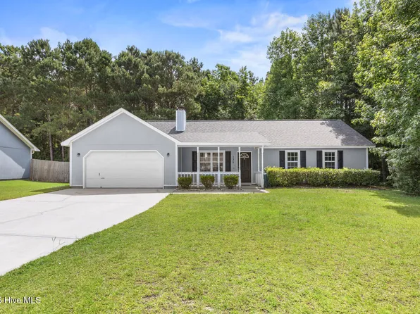 135 Daphne Drive, Hubert, NC 28539