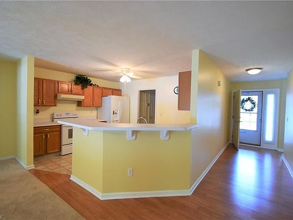 4th image of 3542 Astor Ln