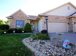5321 Friendship Dr, Davenport, IA