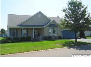 6 Rosedale La, Whiting, NJ 08759