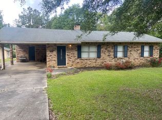 713 Whitfield Rd, Richton, MS 39476