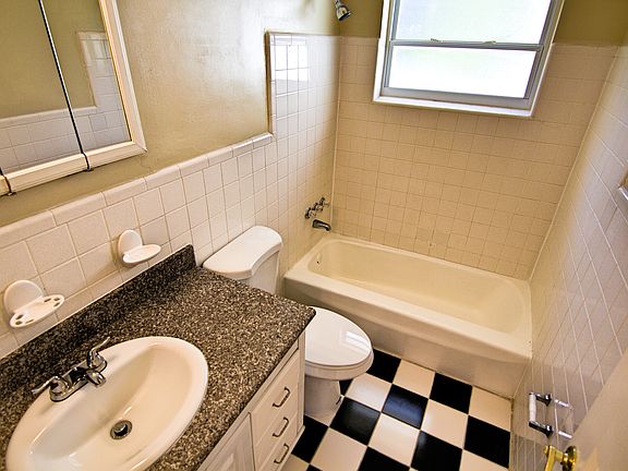 bathroom_11052014