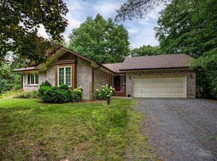 16 S Village Estates Rd, Leeds And The Thousand Islands, ON K0E1L0