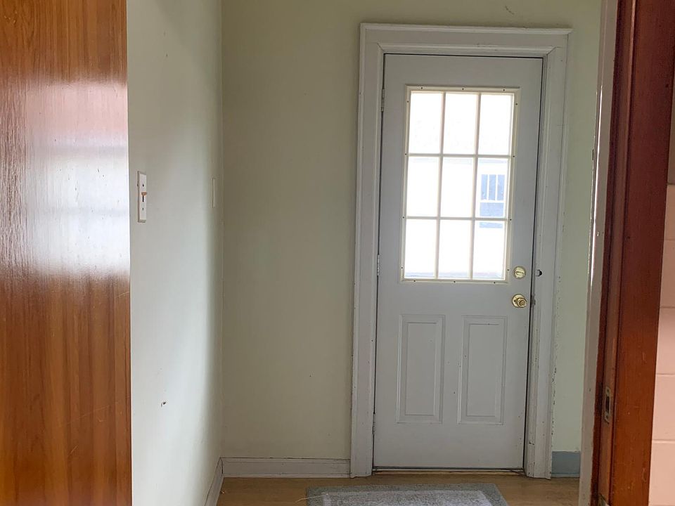 1st image of 349 Crescent Ave Floor 2