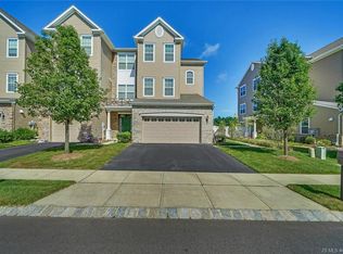211 Hawthorne Ln, Barnegat, NJ 08005