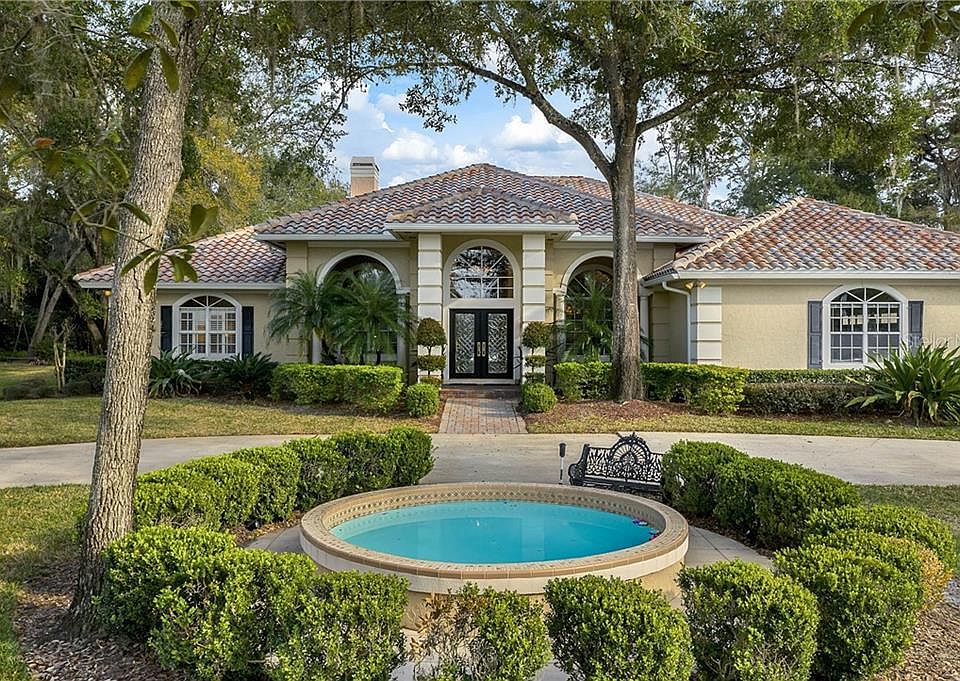 1st image of 169 Vista Oak Dr