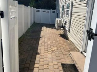 102 Case Ave, Patchogue, NY 11772