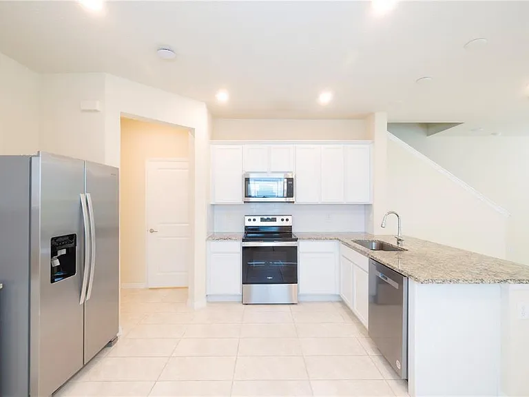 4609 Sparkling Shell Ave — Photo 33