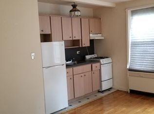 7261 113th St, Forest Hills, NY 11375