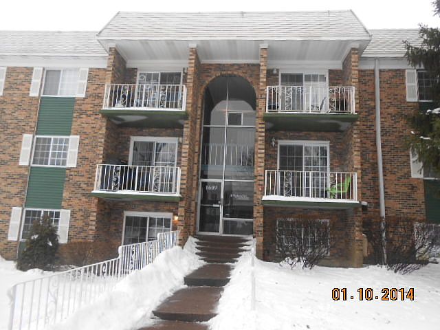 1st image of 1609 N Windsor Dr APT 204