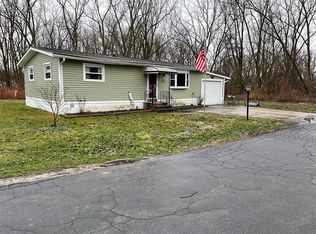 141 Carefree Ln, Buffalo, NY 14227