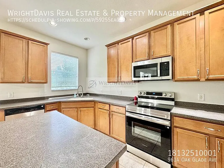 9614 Oak Glade Ave — Photo 14